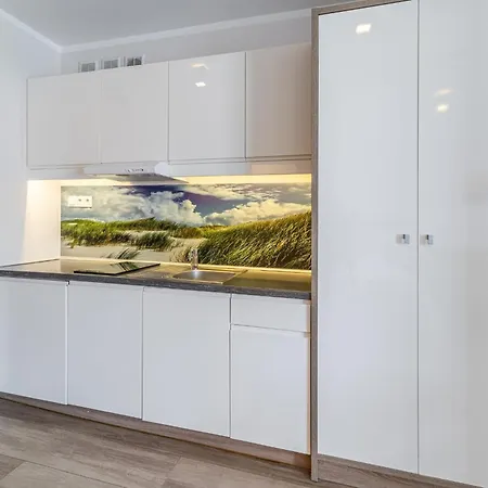 Eleganckie Sun Seasons 24 Blisko Plazy Z Parkingiem By Renters Appartement Niechorze