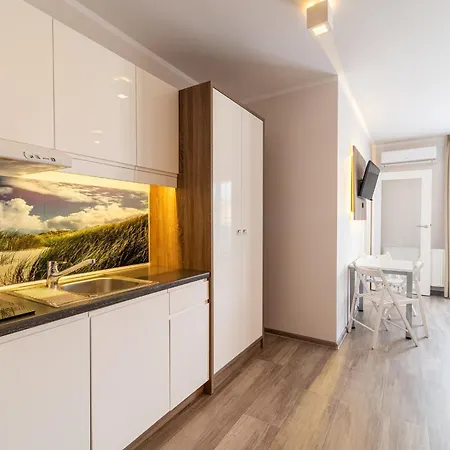 Eleganckie Sun Seasons 24 Blisko Plazy Z Parkingiem By Renters Apartment *